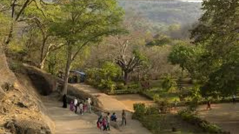 Ganesh Naik confirms SGNP tribals and encroachers' shifting to Marol-Maroshi