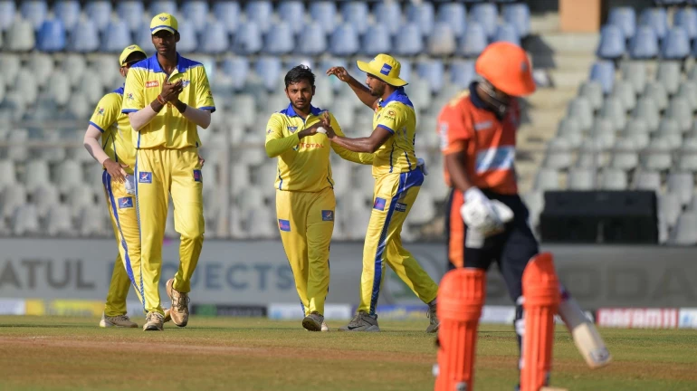 T20 Mumbai League 2019: SoBo Supersonics' bowlers lead the team to semi-final