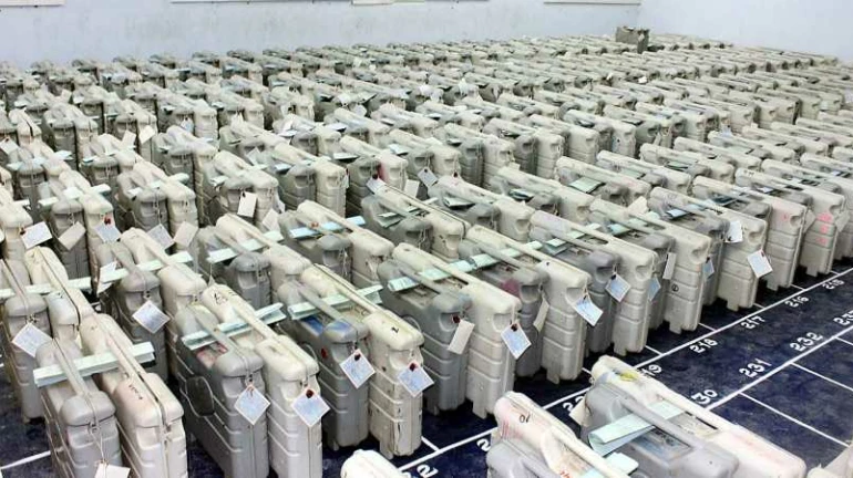 मुंबईत कोण बाजी मारणार? मुंबईत कोण बाजी मारणार?