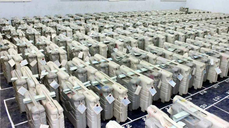 Maharashtra SEC to Secure 75,000 and Rent 25,000 EVMs for Local Body Polls Maharashtra SEC to Secure 75,000 and Rent 25,000 EVMs for Local Body Polls