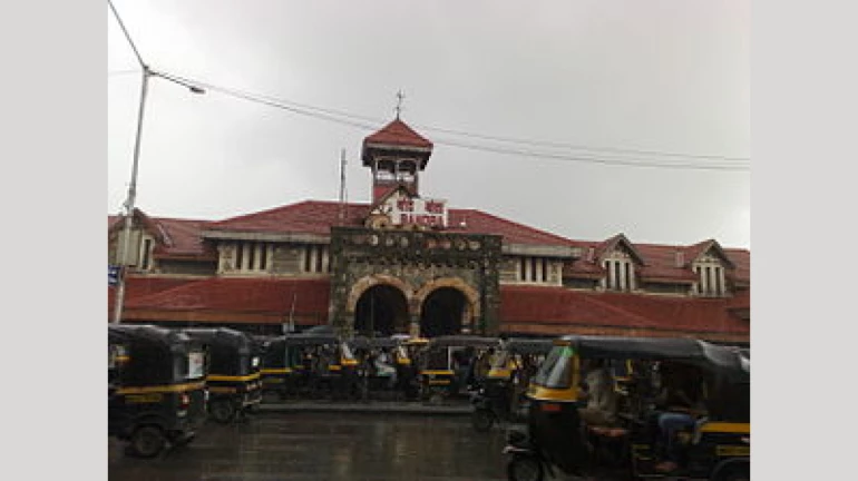 Ticket Checker in Bandra Suspended for Assaulting a Commuter Ticket Checker in Bandra Suspended for Assaulting a Commuter