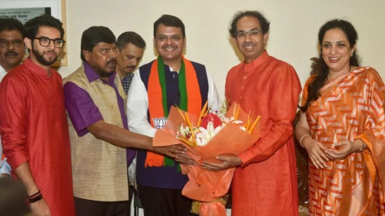 Newly elected Shiv Sena MPs to take oath in Marathi Newly elected Shiv Sena MPs to take oath in Marathi