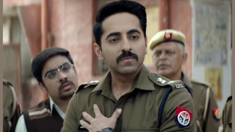 5 कट के साथ आयुष्मान की ‘आर्टिकल 15’ को मिला यूए सर्टिफिकेट 5 कट के साथ आयुष्मान की ‘आर्टिकल 15’ को मिला यूए सर्टिफिकेट