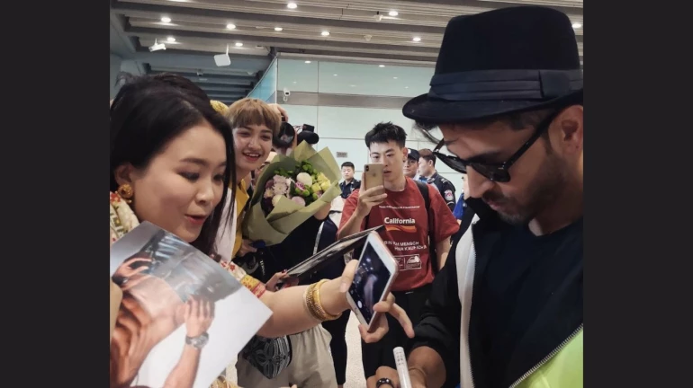 भारत-चीन की समानता पर बोले ऋतिक रोशन! भारत-चीन की समानता पर बोले ऋतिक रोशन!