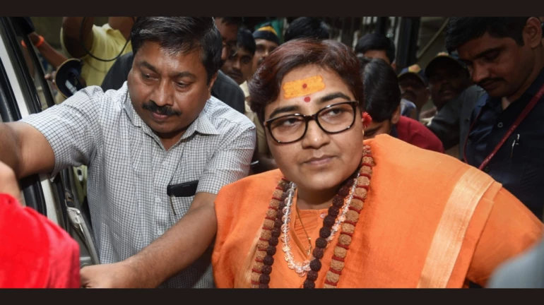 कोर्ट में पेशी के पहले ही प्राइवेट हॉस्पिटल में एडमिट हुई प्रज्ञा ठाकुर कोर्ट में पेशी के पहले ही प्राइवेट हॉस्पिटल में एडमिट हुई प्रज्ञा ठाकुर