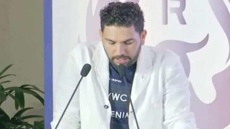 सिक्सर किंग युवराजची आंतरराष्ट्रीय क्रिकेटमधून निवृत्ती सिक्सर किंग युवराजची आंतरराष्ट्रीय क्रिकेटमधून निवृत्ती