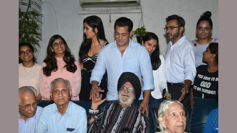 सलमान खान ने 1947 पार्टीशन के गवाहों के लिए रखी ‘भारत’ की स्पेशल स्क्रीनिंग! सलमान खान ने 1947 पार्टीशन के गवाहों के लिए रखी ‘भारत’ की स्पेशल स्क्रीनिंग!