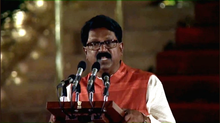 माय मराठीचा अभिमान, ‘या’ खासदारांनी घेतली मराठीतून शपथ माय मराठीचा अभिमान, ‘या’ खासदारांनी घेतली मराठीतून शपथ