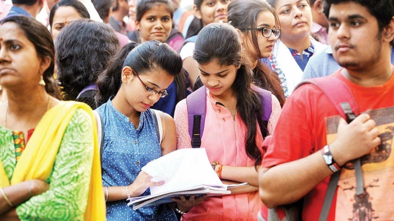 UGC ने दोबोरा यूनिवर्सिटी और कॉलेज खुलने को लेकर जारी की गाइडलाइन्स UGC ने दोबोरा यूनिवर्सिटी और कॉलेज खुलने को लेकर जारी की गाइडलाइन्स