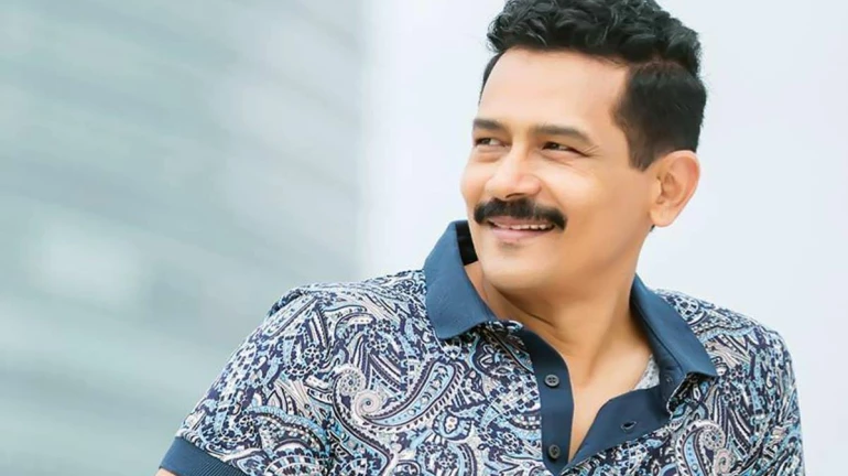 गणिताच्या पुस्तकातील बदल स्विकारा- अतुल कुलकर्णी गणिताच्या पुस्तकातील बदल स्विकारा- अतुल कुलकर्णी