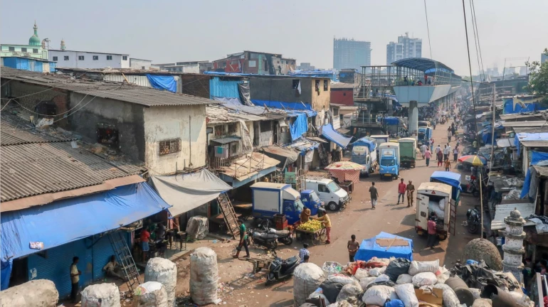 धारावीतील कोरोना रुग्णांच्या संख्येत वाढ धारावीतील कोरोना रुग्णांच्या संख्येत वाढ