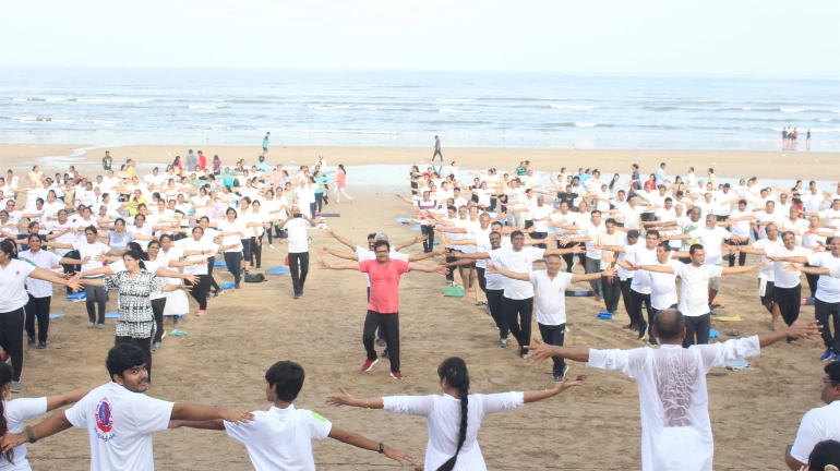 International Yoga Day - बीएमसी वार्ड मध्य वॉर्ड ने शिव योग केंद्र की शुरुआत की