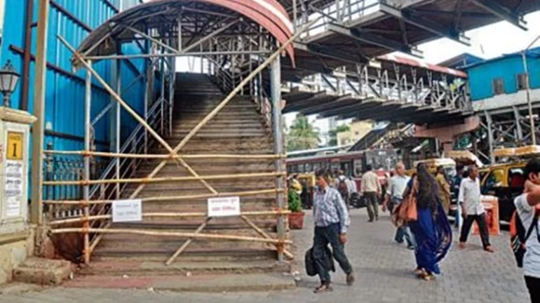 Charni Road FOB Shut; BMC Cites Safety Concerns Charni Road FOB Shut; BMC Cites Safety Concerns