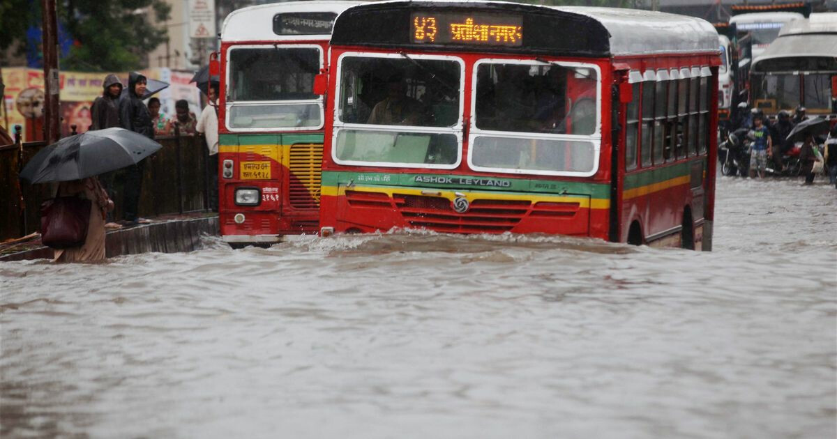 Mumbai Rains: BEST helps Mumbaikars as it records a 90 per cent employee attendance