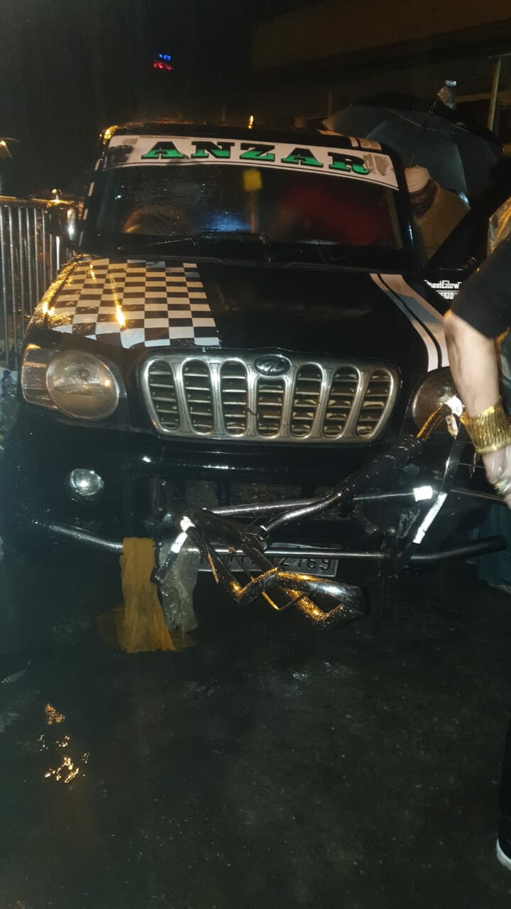 Two die as a scorpio car gets stuck in Malad Subway