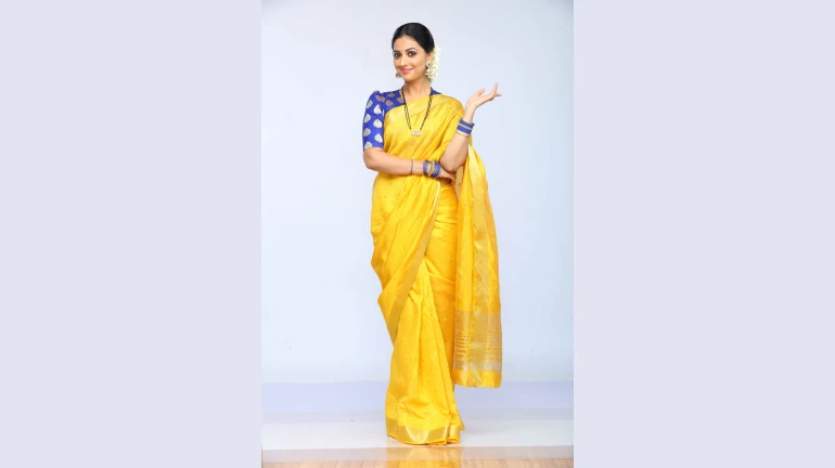 कशासाठी, तर चाहत्यांच्या प्रेमासाठी - तेजश्री प्रधान कशासाठी, तर चाहत्यांच्या प्रेमासाठी - तेजश्री प्रधान