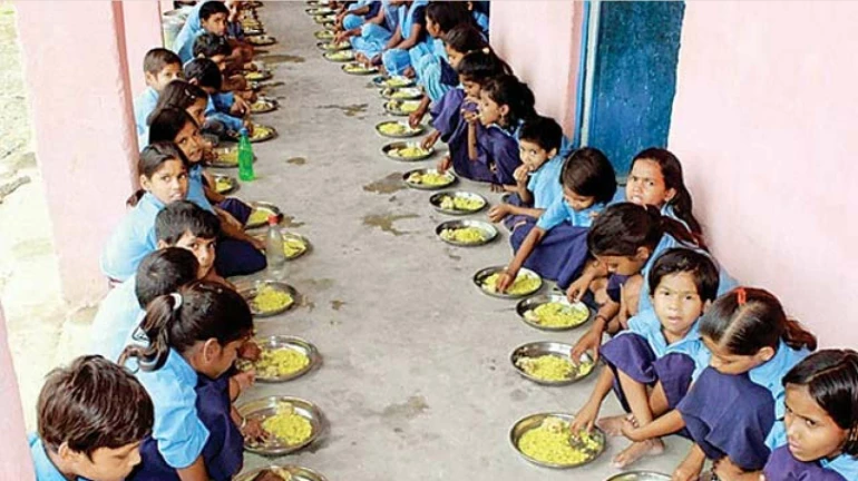 Maharashtra Government Expands Mid-Day Meal Options for School Children Maharashtra Government Expands Mid-Day Meal Options for School Children