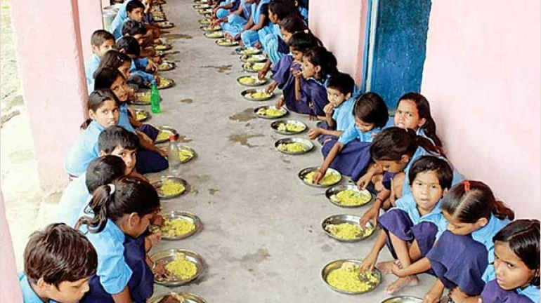 Maharashtra: Starting March 15, Mid-Day Meals To Resume In Schools Maharashtra: Starting March 15, Mid-Day Meals To Resume In Schools