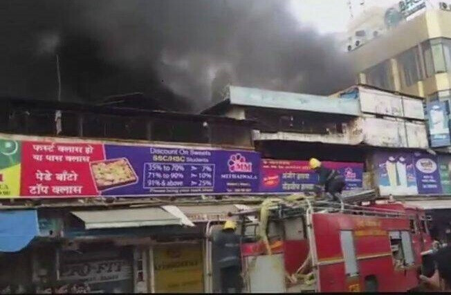 कोचिंग क्लास की बिल्डिंग में लगी आग, सूरत आग हादसे की पुनरावृत्ति होते होते टली