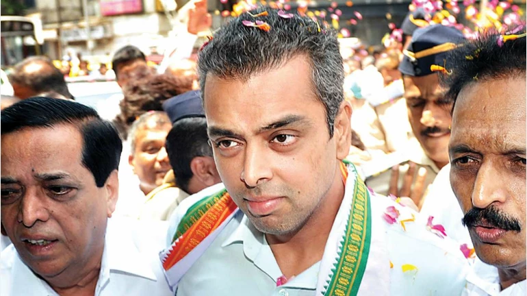 मिलिंद देवरा यांचं मुंबई अध्यक्षपद कायम? २ कार्याध्यक्षही मिळण्याची शक्यता मिलिंद देवरा यांचं मुंबई अध्यक्षपद कायम? २ कार्याध्यक्षही मिळण्याची शक्यता