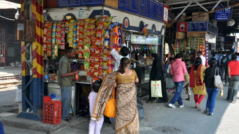 COVID-19 Cases on the Decline in Mumbai; Officials Remain Cautious About Reopening COVID-19 Cases on the Decline in Mumbai; Officials Remain Cautious About Reopening