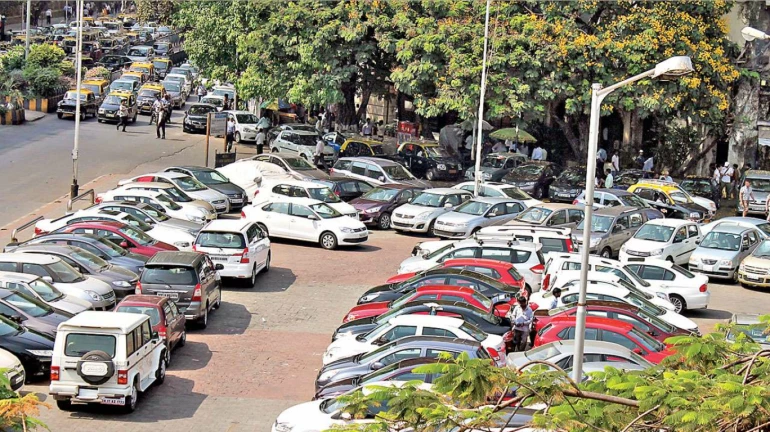 Mumbaikars will soon be able to book car parking space using mobile phone