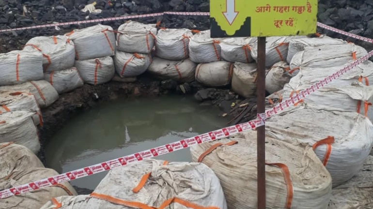 12-year-old dies after falling in construction pit near Coastal Road work site 12-year-old dies after falling in construction pit near Coastal Road work site
