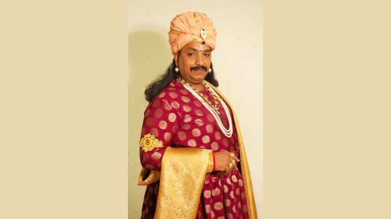 ओळखलंत का? कोण आहेत हे? ओळखलंत का? कोण आहेत हे?