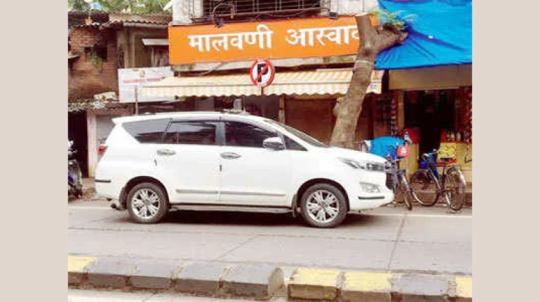 Mayor doesn't follow rules: Mayor Vishwanath Mahadeshwar violates parking rules, invites criticism