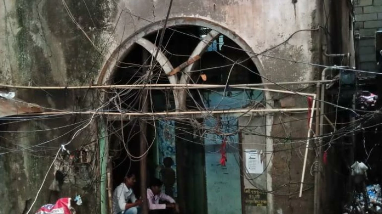 म्हाडा की धोखादायक इमारतों की लिस्ट में नही था केशरबाई इमारत का नाम म्हाडा की धोखादायक इमारतों की लिस्ट में नही था केशरबाई इमारत का नाम