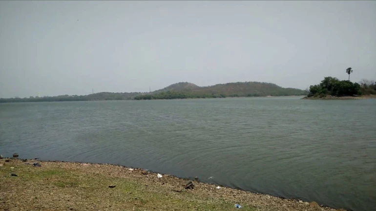 मुंबई की झीलों में केवल 5 प्रतिशत पानी बचा मुंबई की झीलों में केवल 5 प्रतिशत पानी बचा