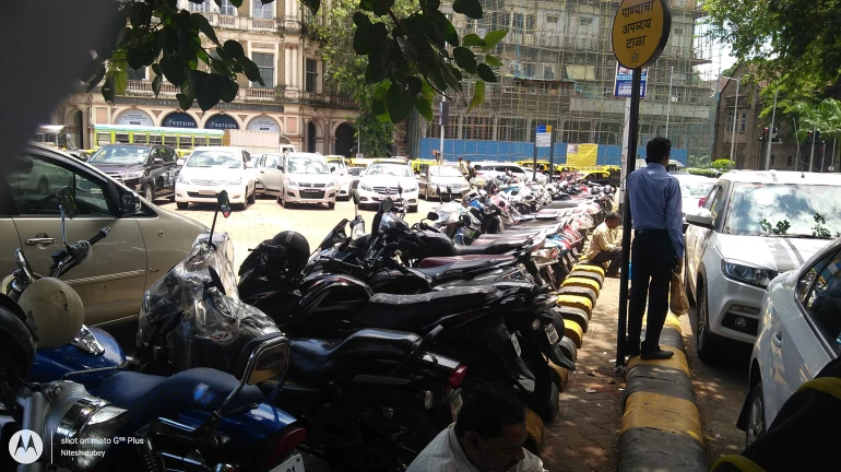 मुंबईत अवैध पार्किंगविरोधात मोहीम तीव्र