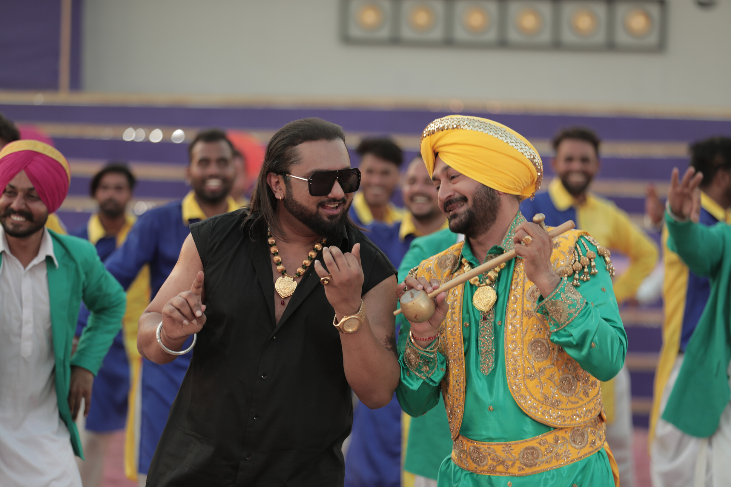 हनी सिंह का गाना ‘गुड़ नालो इश्क मीठा’ हुआ रिलीज!