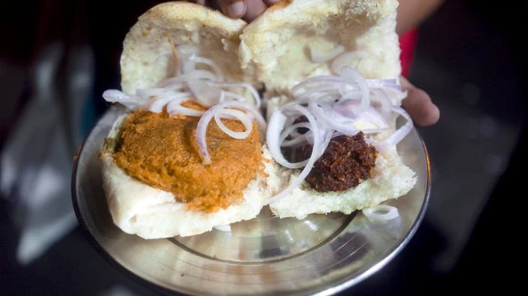 'Put Vaccine in Vada Pav': The latest Coronavirus vaccine memes that are breaking the internet 'Put Vaccine in Vada Pav': The latest Coronavirus vaccine memes that are breaking the internet