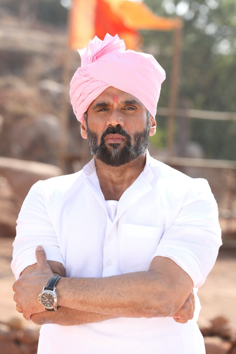 सुनील शेट्टीचा 'पहलवान' लुक पाहिला का?