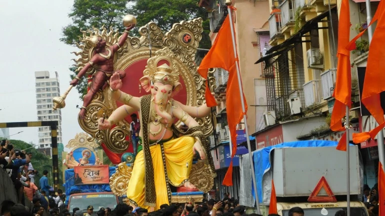 गणेश चतुर्थी है करीब, लेकिन बप्पा के आगमन में हैं कई अड़चन गणेश चतुर्थी है करीब, लेकिन बप्पा के आगमन में हैं कई अड़चन