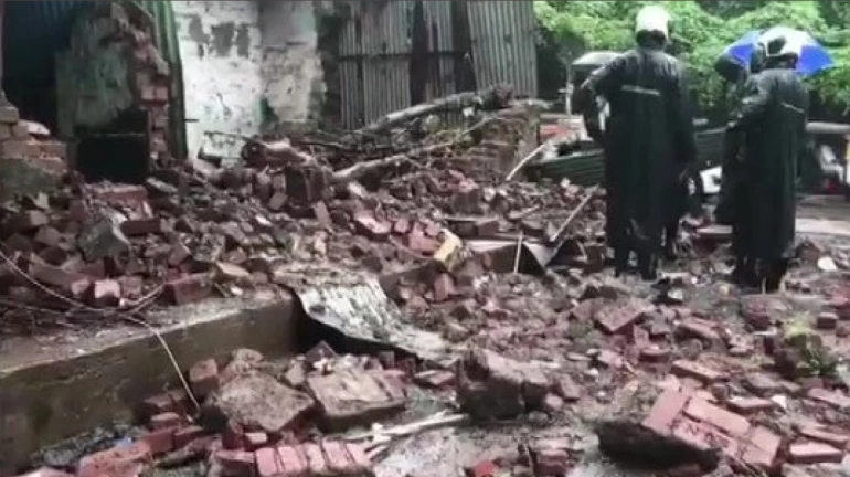ठाणे-  भिवंडी में इमारत गिरने से दो की मौत, पांच घायल