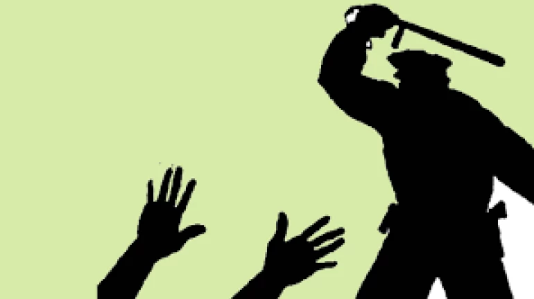 ३० वर्षानंतर पोलिस कोठडीतील हत्येचा उलगडा, सीसीटिव्हीसमोर निवृत्त अधिकारी बरळला ३० वर्षानंतर पोलिस कोठडीतील हत्येचा उलगडा, सीसीटिव्हीसमोर निवृत्त अधिकारी बरळला