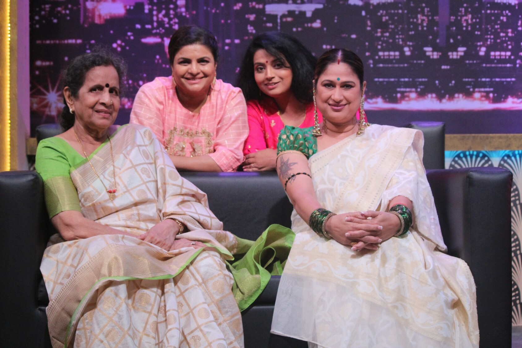 कोण करणार 'एक टप्पा आऊट'?