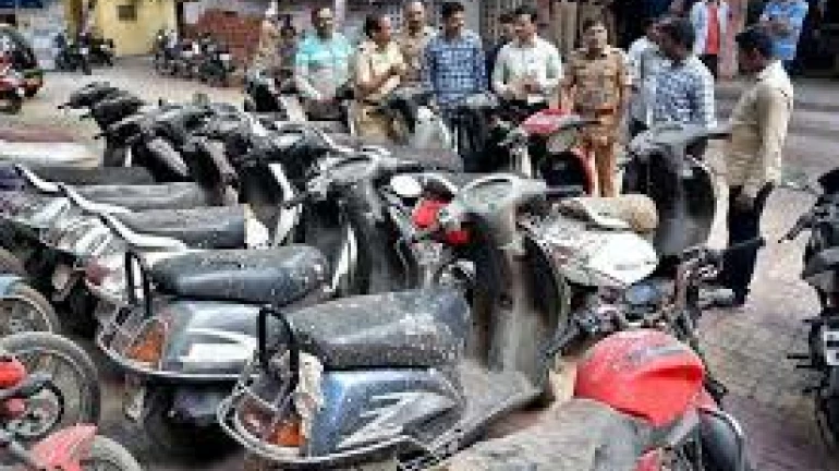 बाइक चोरों के खिलाफ पुलिस की विशेष कार्रवाई बाइक चोरों के खिलाफ पुलिस की विशेष कार्रवाई