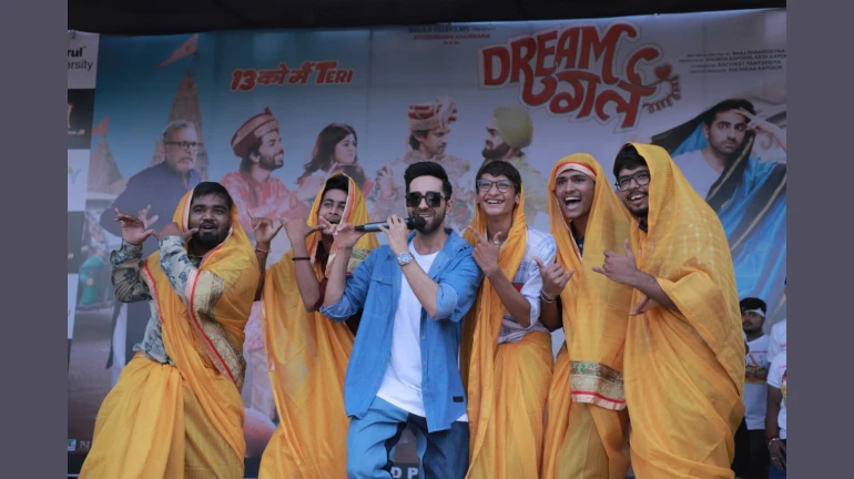 आयुष्मान खुराना की 'ड्रीम गर्ल' ने पहले दिन ही की ताबड़तोड़ कमाई! आयुष्मान खुराना की 'ड्रीम गर्ल' ने पहले दिन ही की ताबड़तोड़ कमाई!