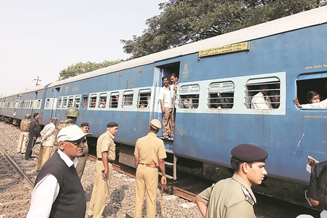 742 Tickets Worth ₹10 Lakhs Seized Under 'Operation Thunder'