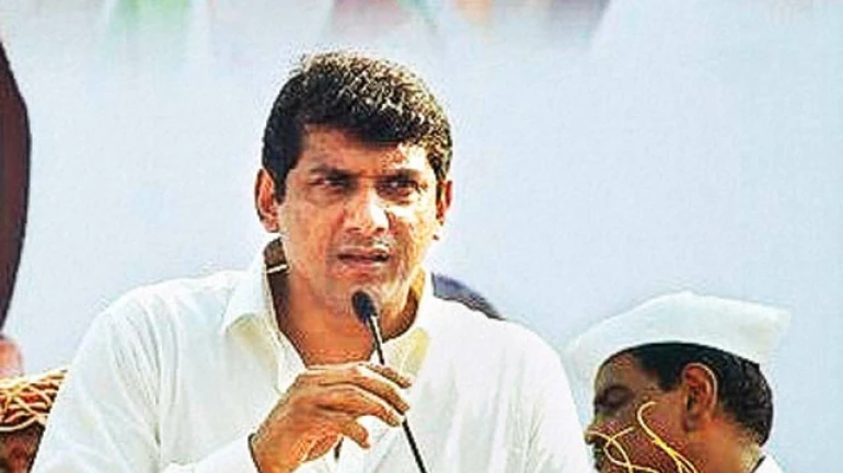 Will Congress MLA Aslam Sheikh join Shiv Sena ahead of Maharashtra assembly polls?