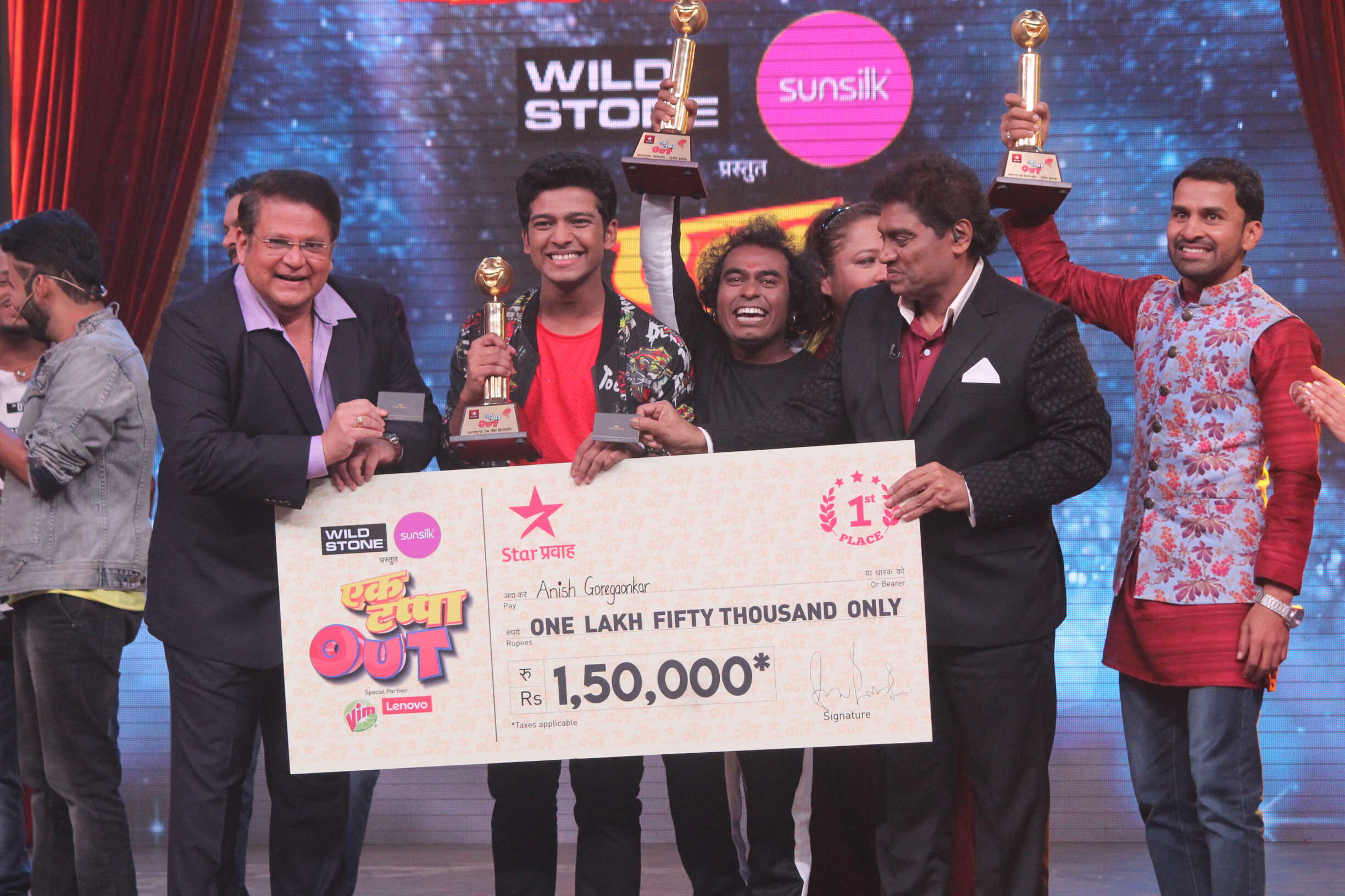 अनिश गोरेगावकरनं केलं 'एक टप्पा आऊट'