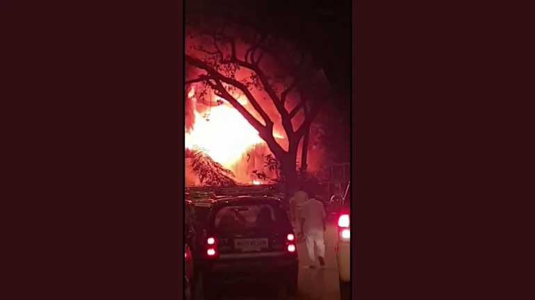 Fire breaks out at timber yard in Byculla Fire breaks out at timber yard in Byculla