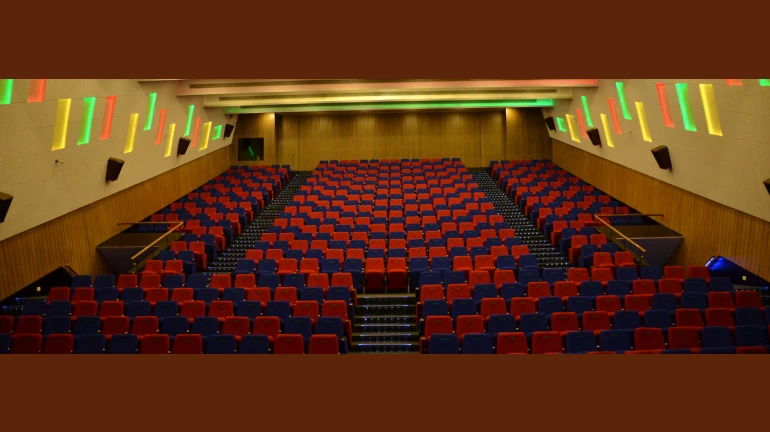 मुंबईत नाट्यगृहांच्या भाड्यात दरवर्षी 5% वाढ लागू मुंबईत नाट्यगृहांच्या भाड्यात दरवर्षी 5% वाढ लागू