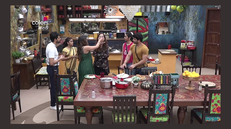 बिग बॉसच्या घरामध्ये बर्थडे सेलिब्रेशन! बिग बॉसच्या घरामध्ये बर्थडे सेलिब्रेशन!