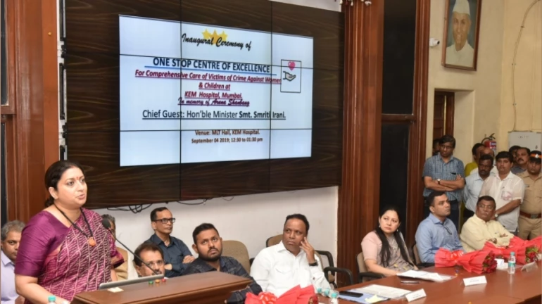 रूग्णस्नेही 'वन स्टाॅप सेंटर'मागील क्रियाशील हात! रूग्णस्नेही 'वन स्टाॅप सेंटर'मागील क्रियाशील हात!