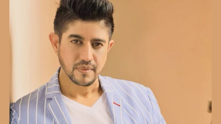 डिजिटल युगात कलाकाराची गुंतागुंत- हॅरी आनंद डिजिटल युगात कलाकाराची गुंतागुंत- हॅरी आनंद