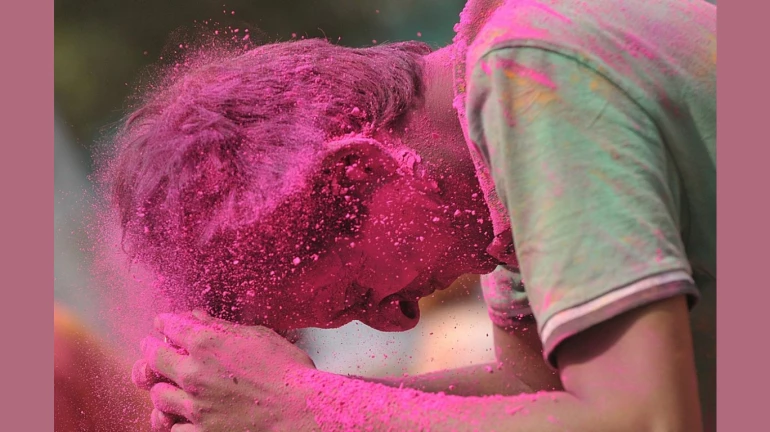 गणेशोत्सव २०१९: बापाच्या विसर्जनाला नको घातक गुलाल! गणेशोत्सव २०१९: बापाच्या विसर्जनाला नको घातक गुलाल!